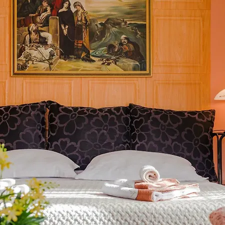 Mama Luci * Σπλιτ