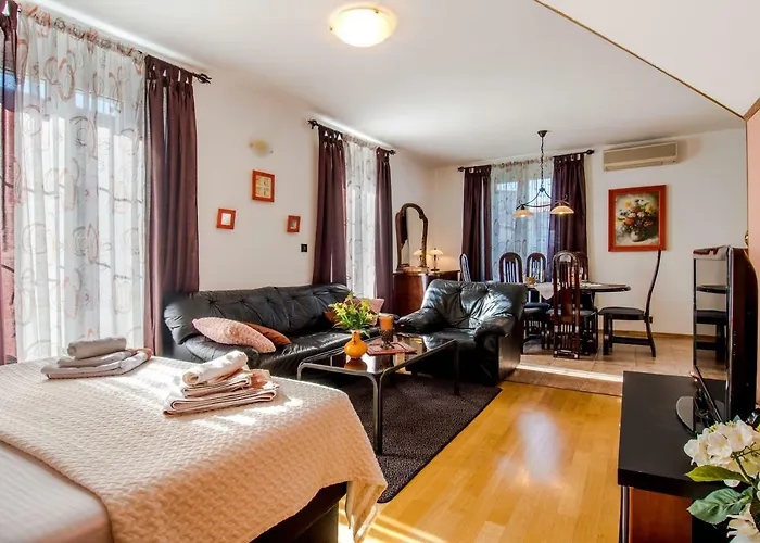 Apartament Mama Luci *